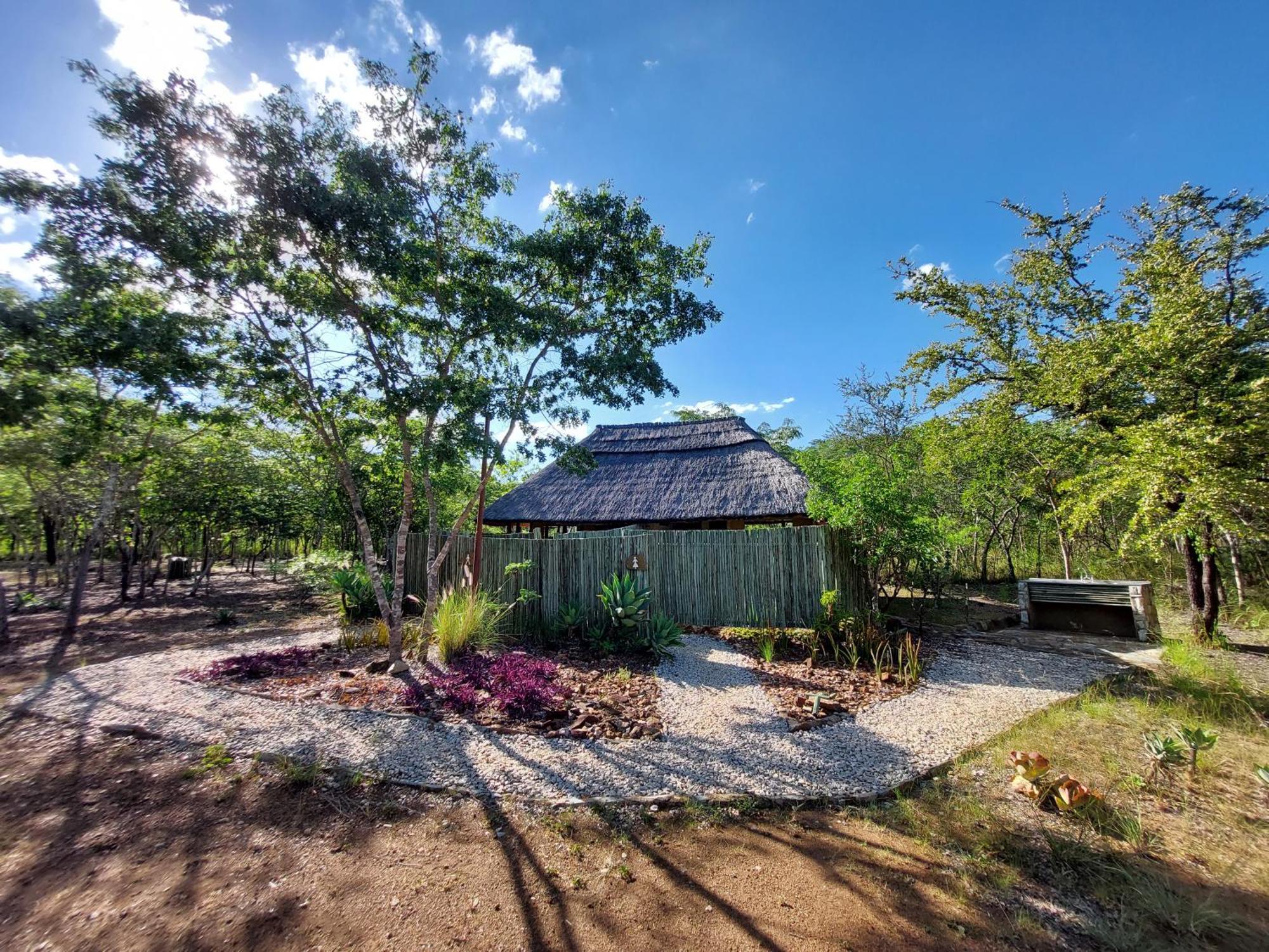 Musangano Lodge Odzi ภายนอก รูปภาพ
